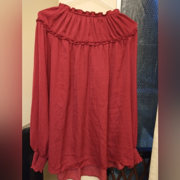 NEW!! RASPBERRY RUFFLED BLOUSE , PLUS SIZE 3X - Picture 4 of 4